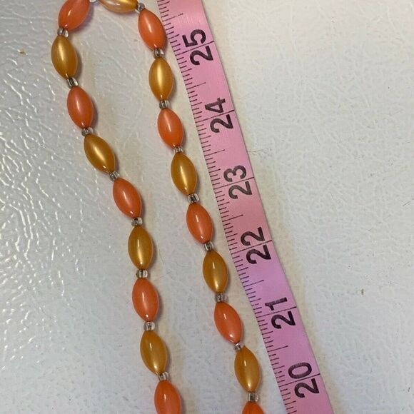 Vintage Single Strand Necklace Clip On Earrings - Picture 6 of 8